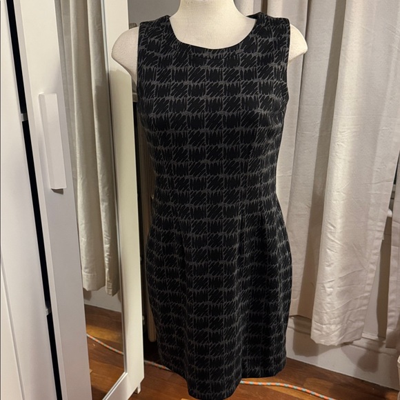 Calvin Klein Black & Gray Houndstooth Dress - Picture 2 of 7